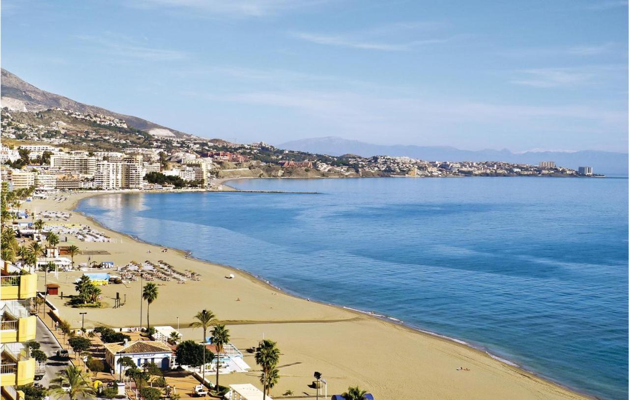 Stunning Apartment In Fuengirola With Wifi エクステリア 写真